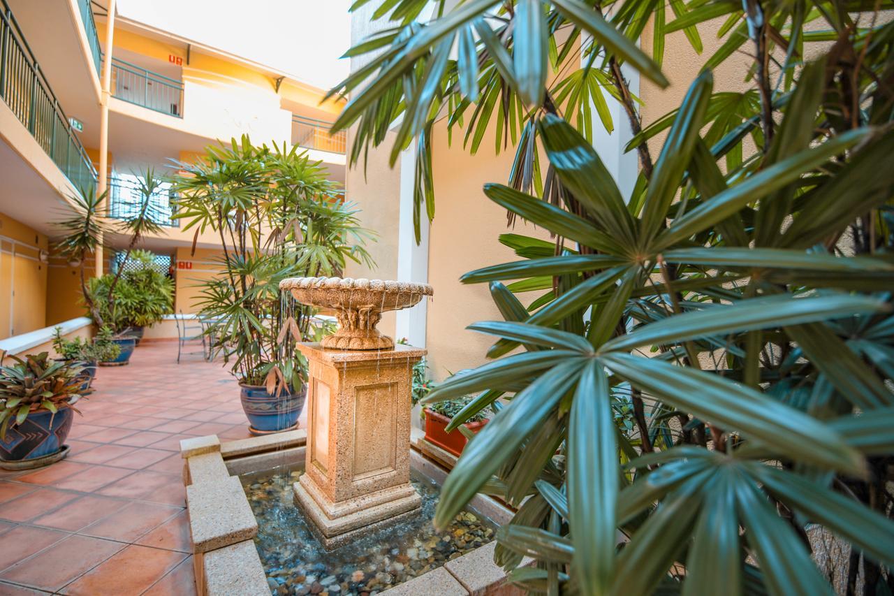 Il Palazzo Holiday Apartments Cairns Exteriér fotografie
